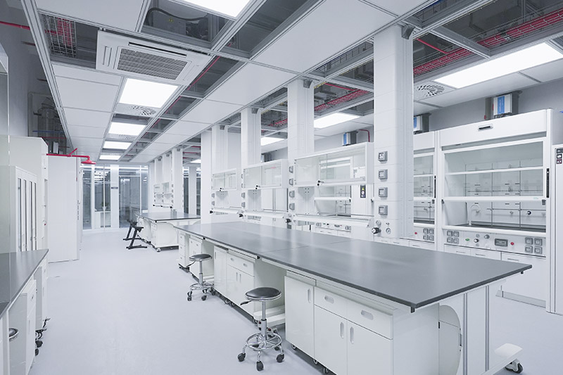曲松实验室革新：安全与科技的现代融合